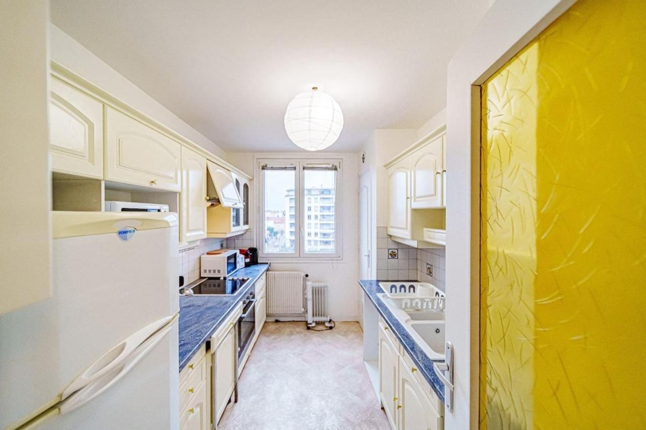 The Billon-Spacious 8 People Balcony-Metro Gratte Ciel Villeurbanne Exteriör bild