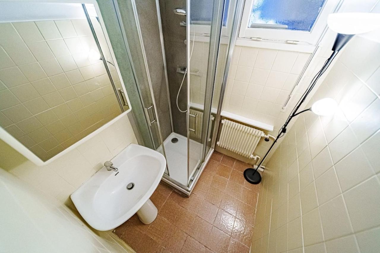 The Billon-Spacious 8 People Balcony-Metro Gratte Ciel Villeurbanne Exteriör bild
