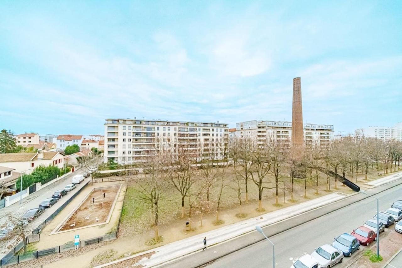 The Billon-Spacious 8 People Balcony-Metro Gratte Ciel Villeurbanne Exteriör bild